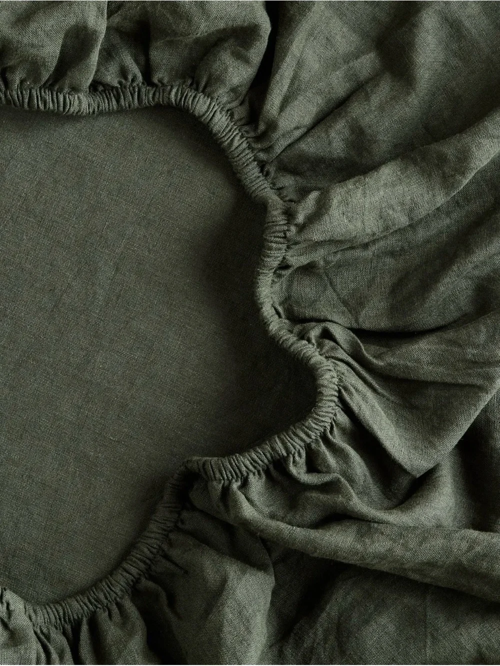 NWOT Pine Green European Linen Fitted Sheet Set - Retail $144